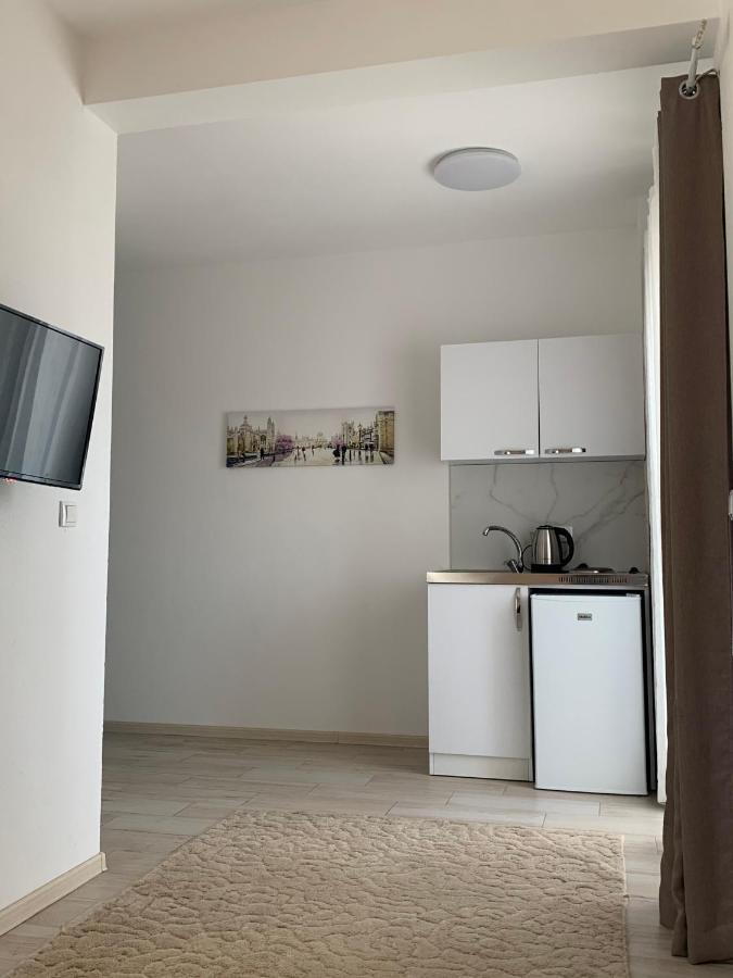 Apartmens Xhenis Lux Улцин Екстериор снимка