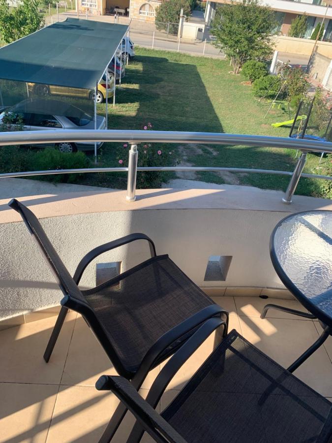 Apartmens Xhenis Lux Улцин Екстериор снимка