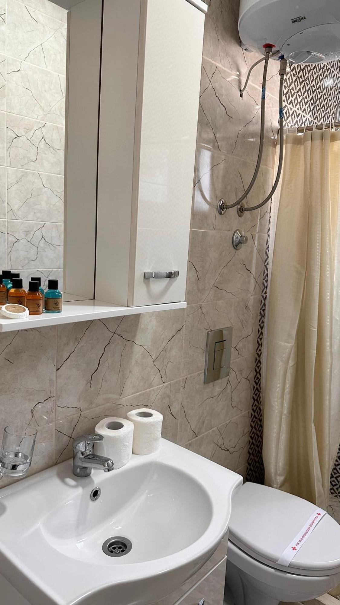 Apartmens Xhenis Lux Улцин Екстериор снимка