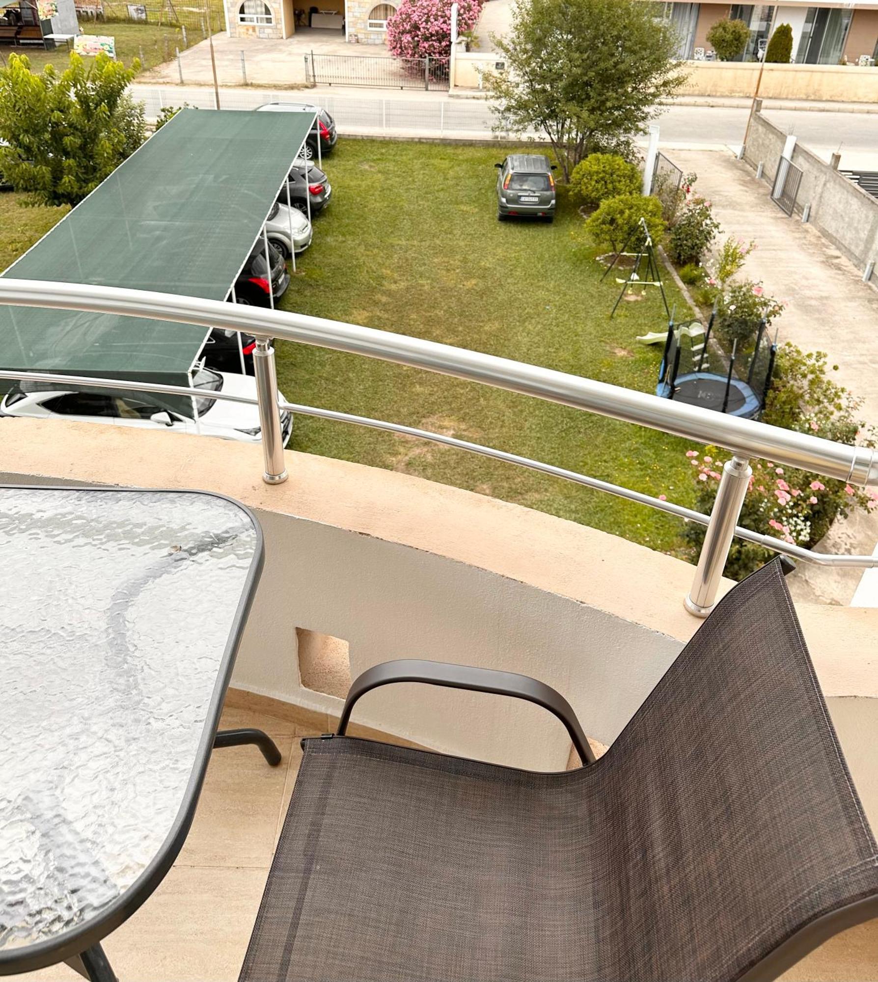 Apartmens Xhenis Lux Улцин Екстериор снимка